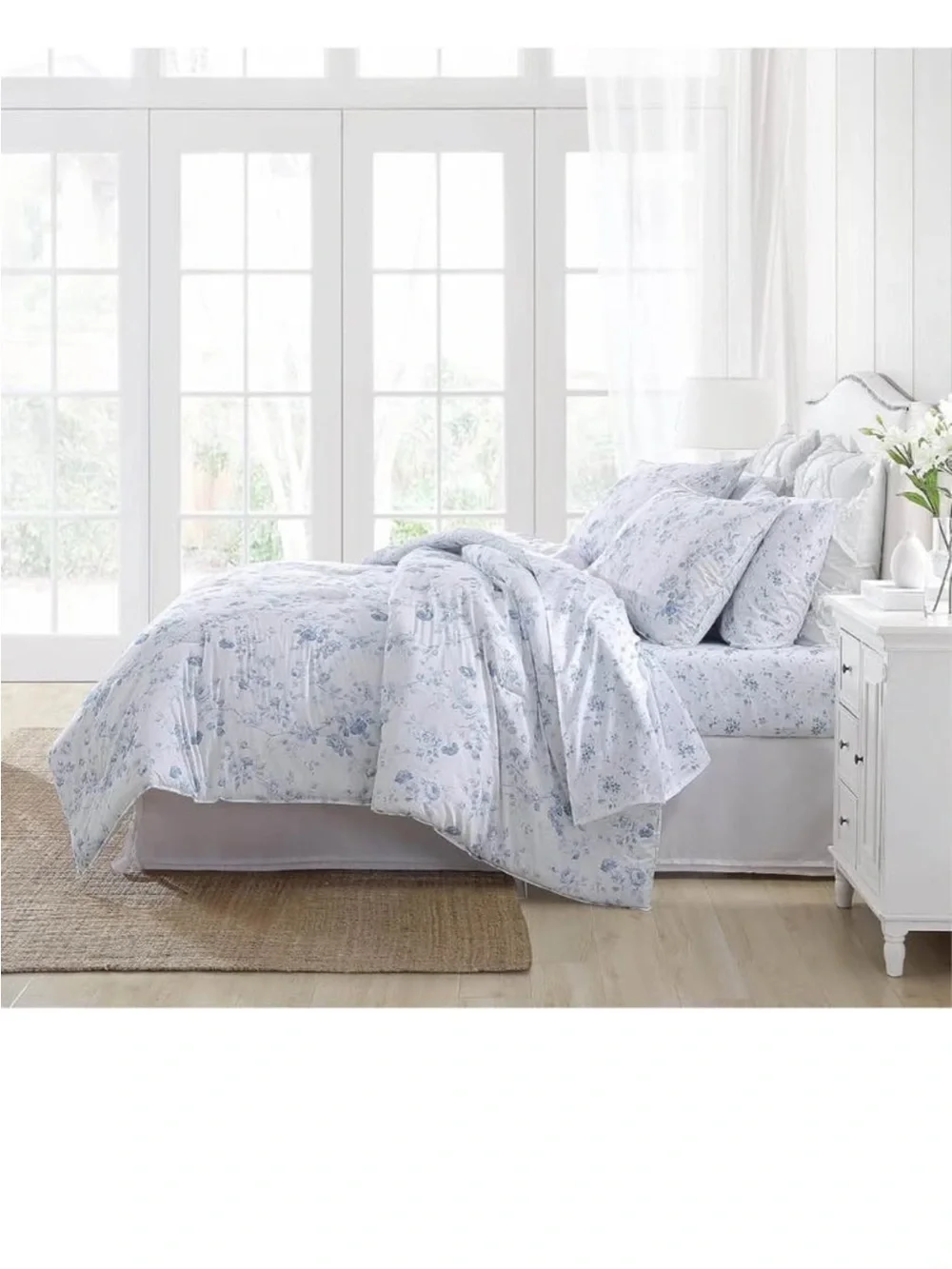 Laura Ashley laura ashley
